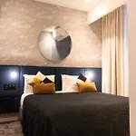 Mercure Tour Eiffel Pont Mirabeau Hotell 4*