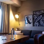 מלון Mercure Tour Eiffel Pont Mirabeau