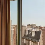 Hotell Mercure Tour Eiffel Pont Mirabeau 4*