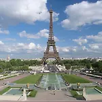 Mercure Tour Eiffel Pont Mirabeau מלון 4*
