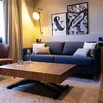 Mercure Tour Eiffel Pont Mirabeau פריז