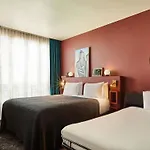 Mercure Tour Eiffel Pont Mirabeau 4* פריז