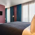 מלון Mercure Tour Eiffel Pont Mirabeau 4*