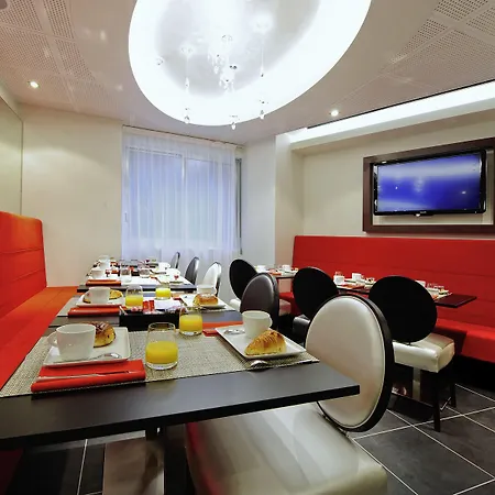 Mercure Tour Eiffel Pont Mirabeau