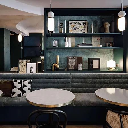 Mercure Tour Eiffel Pont Mirabeau 4*