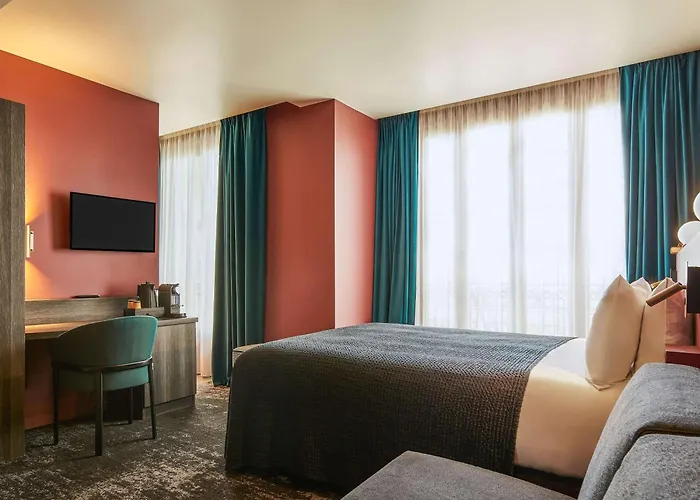 Hotel Mercure Tour Eiffel Pont Mirabeau
