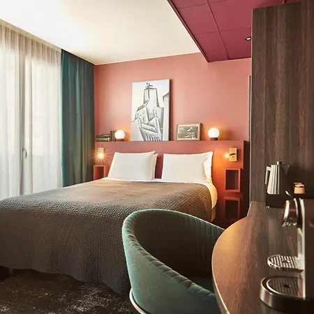 Mercure Tour Eiffel Pont Mirabeau Hotell Paris