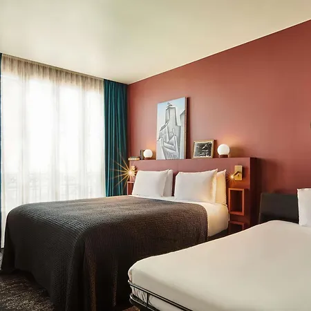 巴黎埃菲尔铁塔米拉波桥美居酒店 4* 巴黎