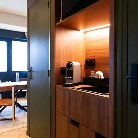 Mercure Tour Eiffel Pont Mirabeau Hotel