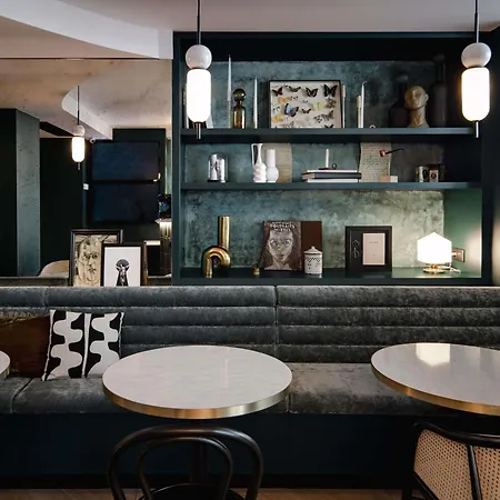Mercure Tour Eiffel Pont Mirabeau 4* פריז