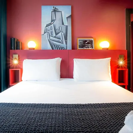 Mercure Tour Eiffel Pont Mirabeau 4*