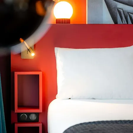 Mercure Tour Eiffel Pont Mirabeau Parigi