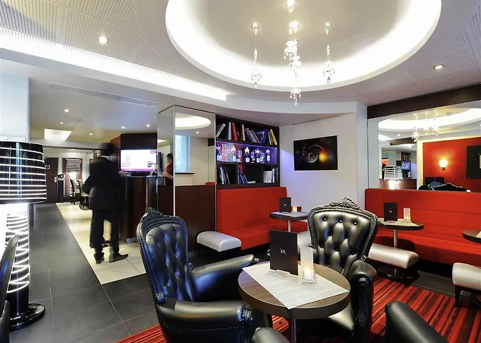 メルキュール トゥール エッフェル ミラボー橋 ホテル パリ