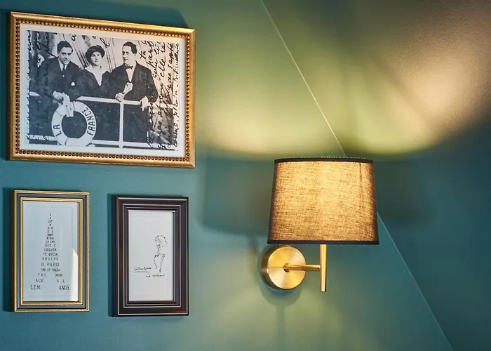 ホテル メルキュール トゥール エッフェル ミラボー橋 パリ