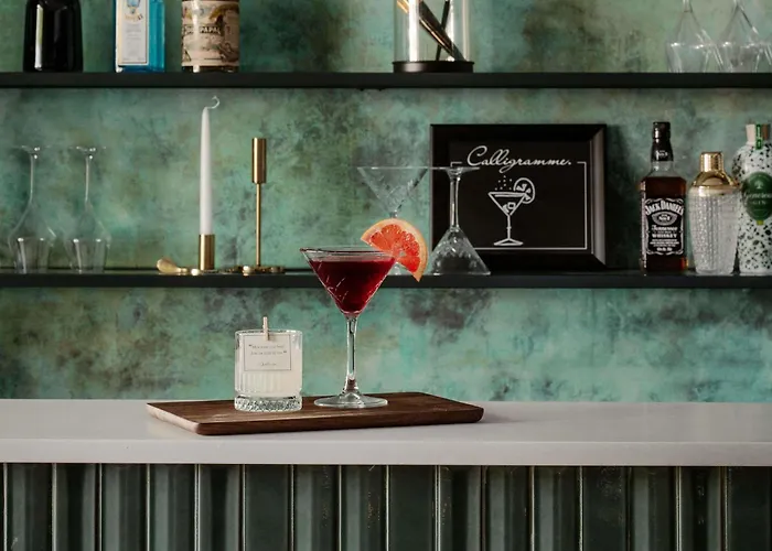 メルキュール トゥール エッフェル ミラボー橋