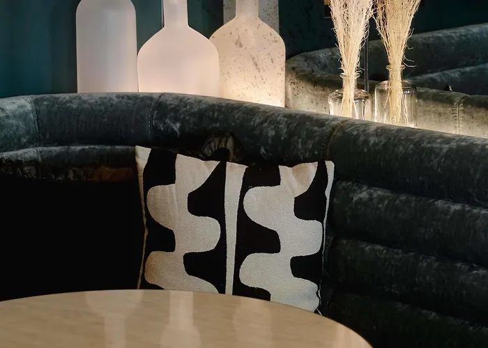 メルキュール トゥール エッフェル ミラボー橋 ホテル