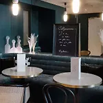 巴黎埃菲尔铁塔米拉波桥美居酒店 4*
