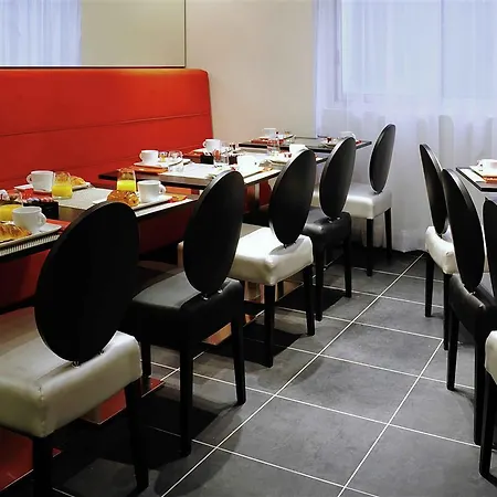 Hotell Mercure Tour Eiffel Pont Mirabeau 4*