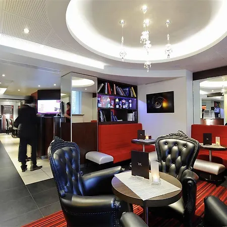 Mercure Tour Eiffel Pont Mirabeau Hotel Paříž