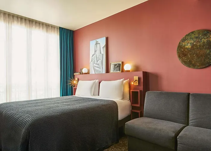 מלון Mercure Tour Eiffel Pont Mirabeau