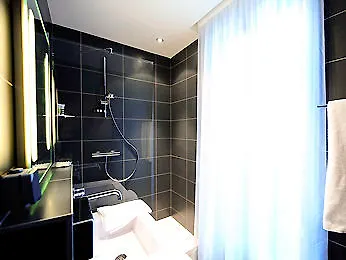 Mercure Tour Eiffel Pont Mirabeau 4*